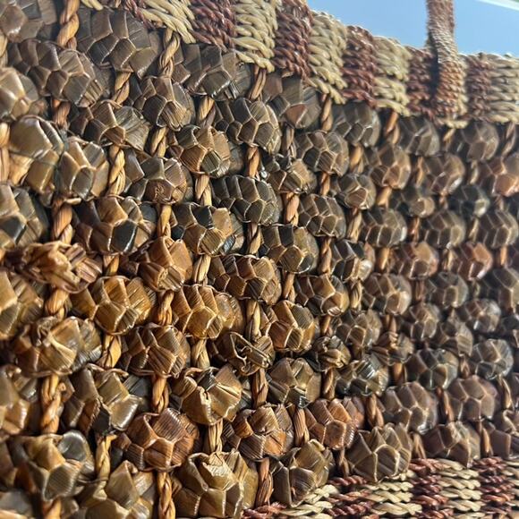 Wicker Rattan Woven Bohemian Two-toned Handbag Two Handle - Picture 4 of 14